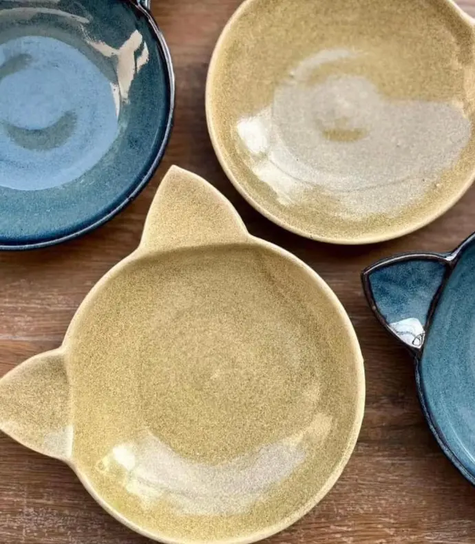 Kitty cat ears shaped ceramic plate and bowl